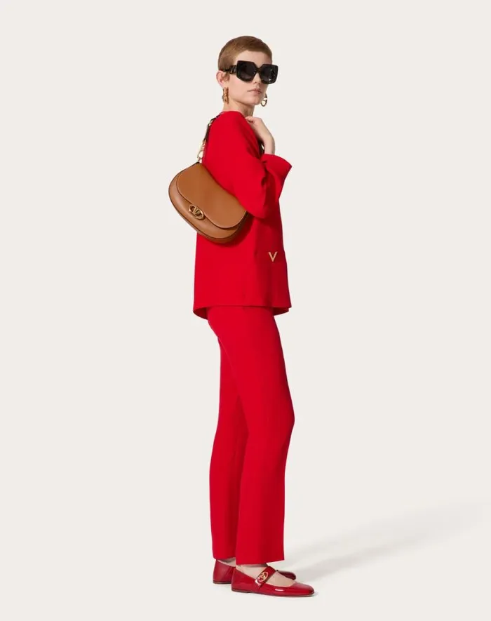 Valentino Shoulder Bags Woman Small Valentino Garavani Ohval Shoulder Bag In Nappa Calfskin For Woman In Ivory Ivory
