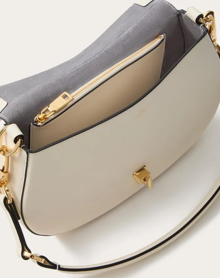 Valentino Shoulder Bags Woman Small Valentino Garavani Ohval Shoulder Bag In Nappa Calfskin For Woman In Ivory Ivory