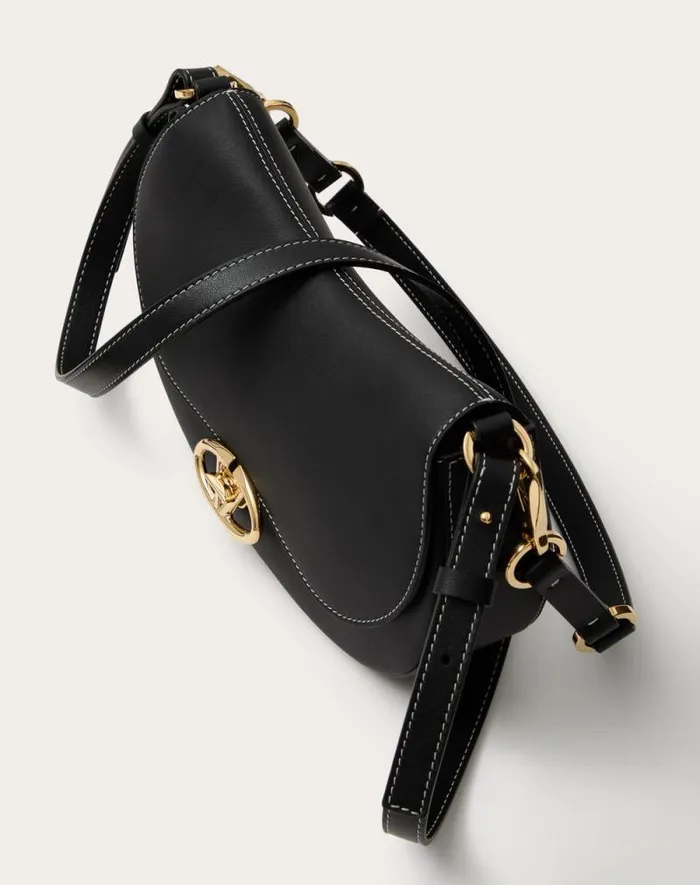 Valentino Shoulder Bags Woman Small Valentino Garavani Ohval Shoulder Bag In Nappa Calfskin For Woman In Ivory Ivory
