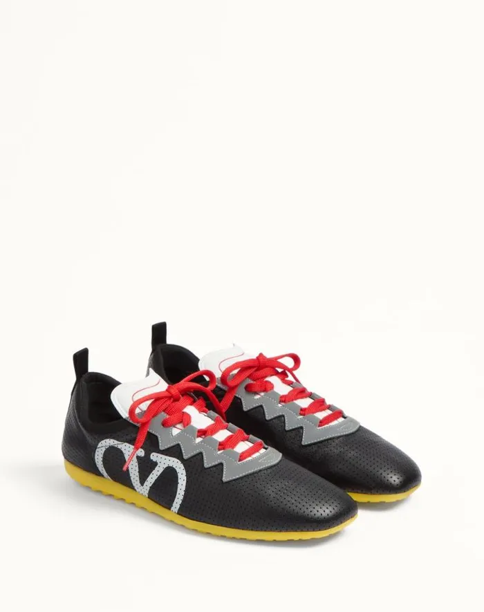 Valentino Sneakers Man Chromathon Sneaker In Perforated Nappa For Man In Blackgreyoptic White Blackgreyoptic White Valentino Sneakers Man Chromathon Sneaker In Perforated Nappa For Man In Blackgreyoptic White Blackgreyoptic White