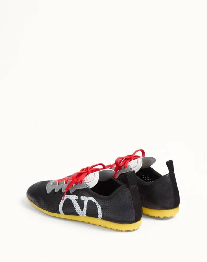 Valentino Sneakers Man Chromathon Sneaker In Perforated Nappa For Man In Blackgreyoptic White Blackgreyoptic White Valentino Sneakers Man Chromathon Sneaker In Perforated Nappa For Man In Blackgreyoptic White Blackgreyoptic White