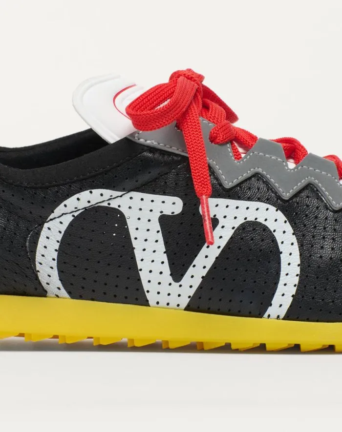 Valentino Sneakers Man Chromathon Sneaker In Perforated Nappa For Man In Blackgreyoptic White Blackgreyoptic White Valentino Sneakers Man Chromathon Sneaker In Perforated Nappa For Man In Blackgreyoptic White Blackgreyoptic White