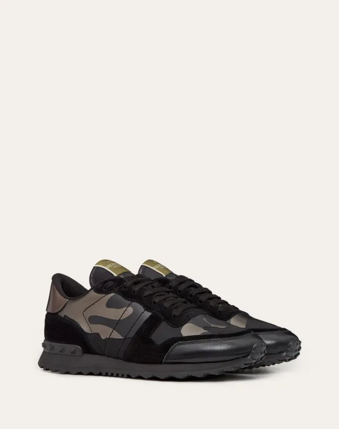 Valentino Sneakers Man Rockrunner Camouflage Noir Metallic Sneaker For Man In Black Black Valentino Sneakers Man Rockrunner Camouflage Noir Metallic Sneaker For Man In Black Black