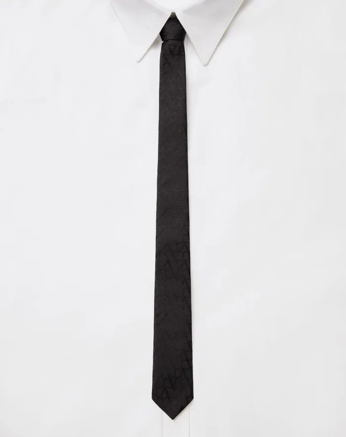 Valentino Soft Accessories Man Toile Iconographe Silk Tie For Man In Black Black Valentino Soft Accessories Man Toile Iconographe Silk Tie For Man In Black Black