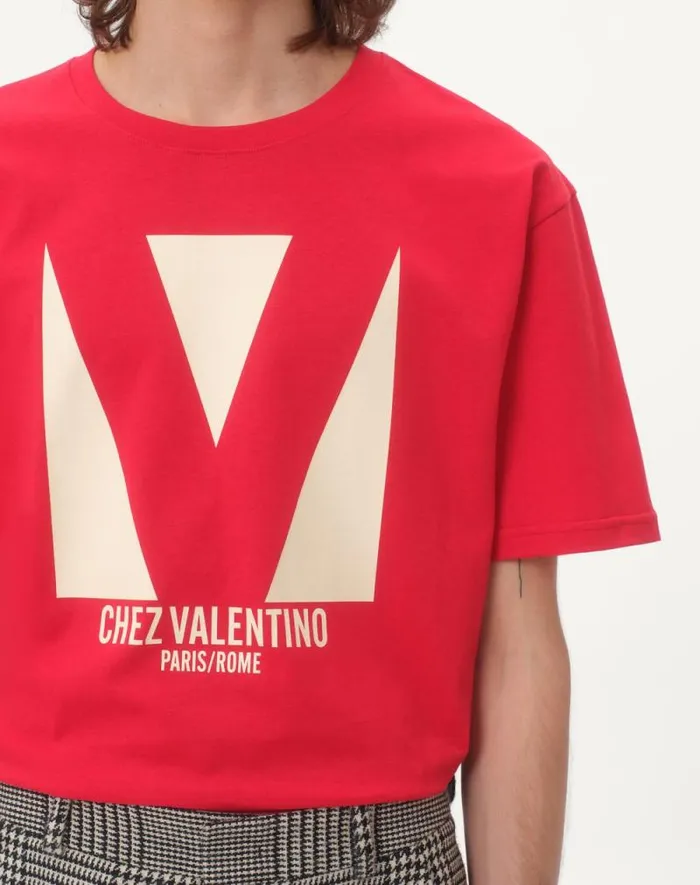 Valentino Tshirts And Sweatshirts Man Cotton Tshirt With Chez Valentino Print For Man In Red Red Valentino Tshirts And Sweatshirts Man Cotton Tshirt With Chez Valentino Print For Man In Red Red