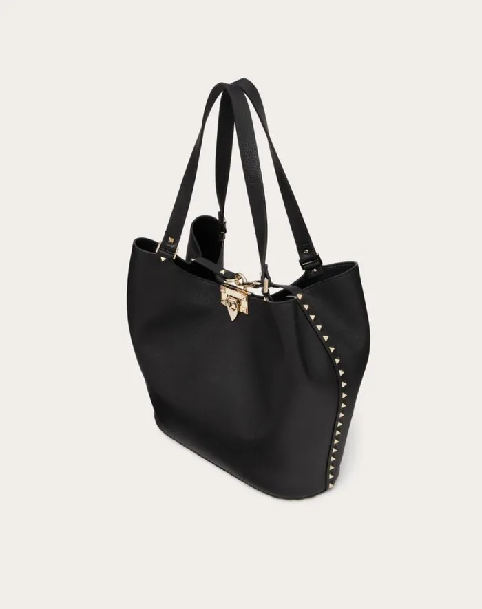 Valentino Totes Woman Valentino Garavani Rockstud Shopping Bag In Grainy Calfskin For Woman In Almond Almond