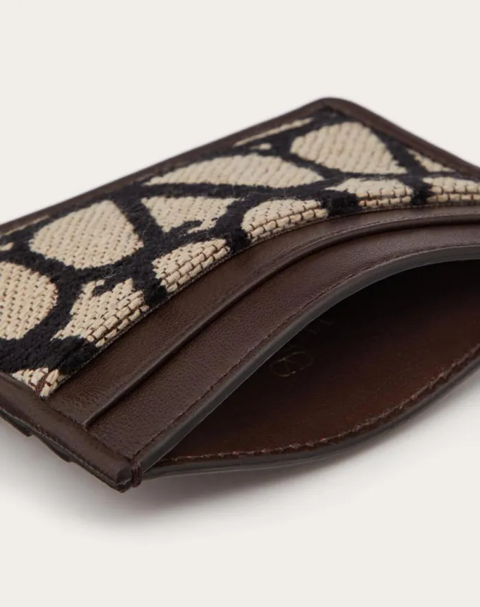 Valentino Wallets And Small Leather Goods Man Toile Iconographe Cardholder With Leather Details For Man In Beigeblack Beigeblack Valentino Wallets And Small Leather Goods Man Toile Iconographe Cardholder With Leather Details For Man In Beigeblack Beigeblack