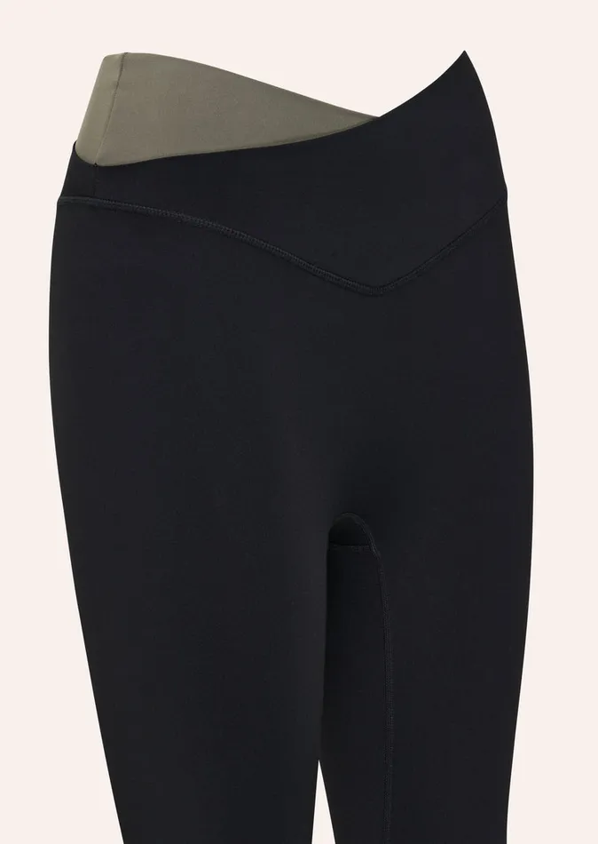 WANDER FULL LENGTH LEGGING IN BLACK StudioSoft PE Nation Women