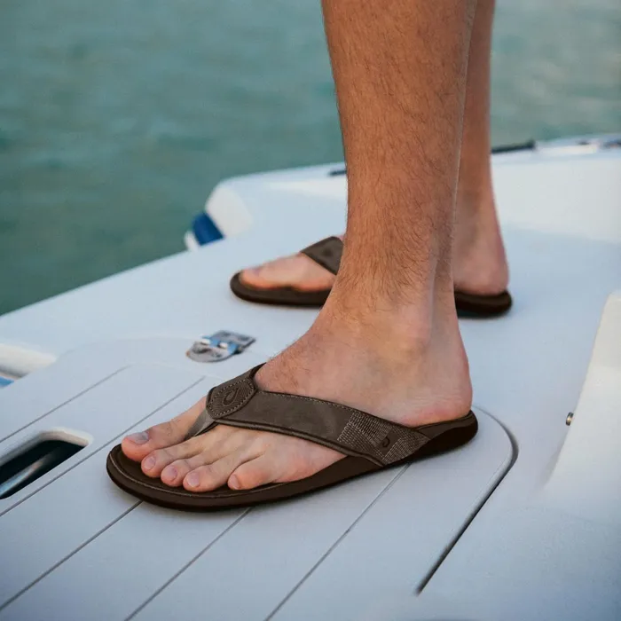 WaterFriendly Men Olukai Tuahine Waterproof Leather Beach Sandals 8211 Dark Wood