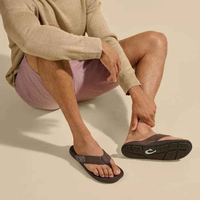 WaterFriendly Men Olukai Tuahine Waterproof Leather Beach Sandals 8211 Dark Wood
