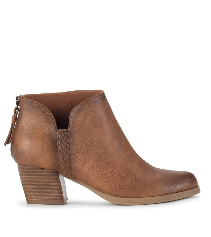 Women Baretraps Booties Lauryn Block Heel Ankle Bootie Walnut