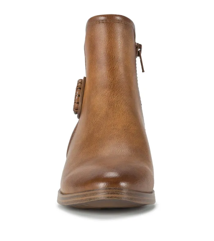 Women Baretraps Booties Maddy Bootie Cognac