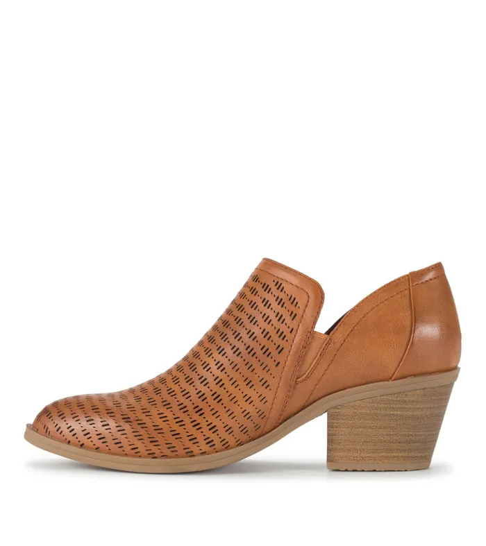 Women Baretraps Booties Slaine Ankle Bootie Cognac