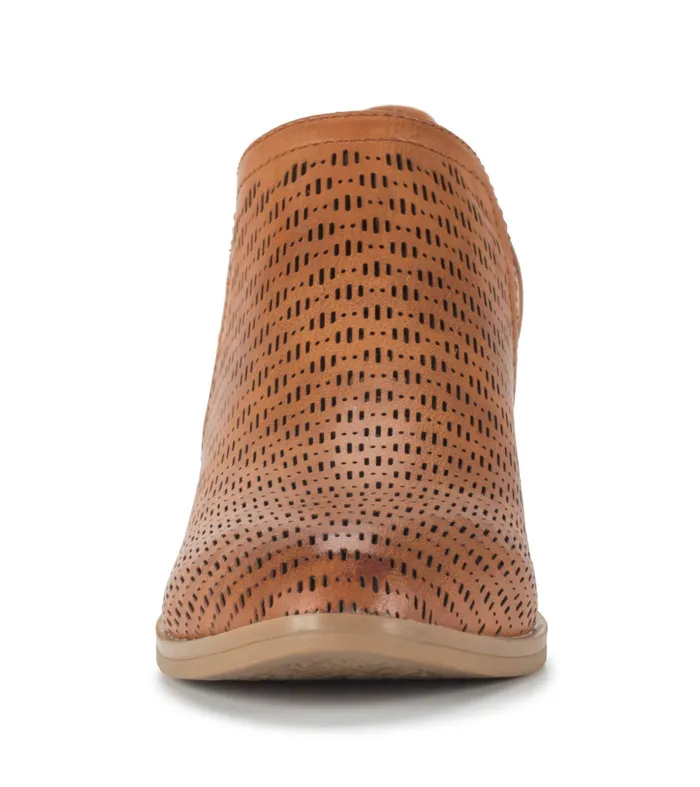 Women Baretraps Booties Slaine Ankle Bootie Cognac
