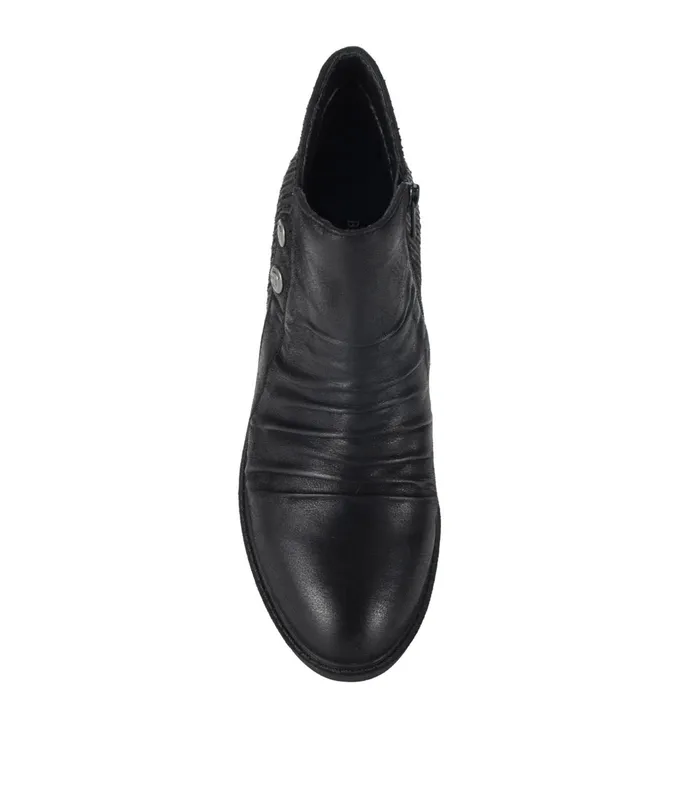 Women Baretraps Booties Stevie Bootie Black