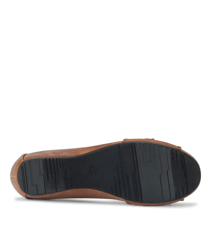 Women Baretraps Flats and Loafers Mabely Flat Brown