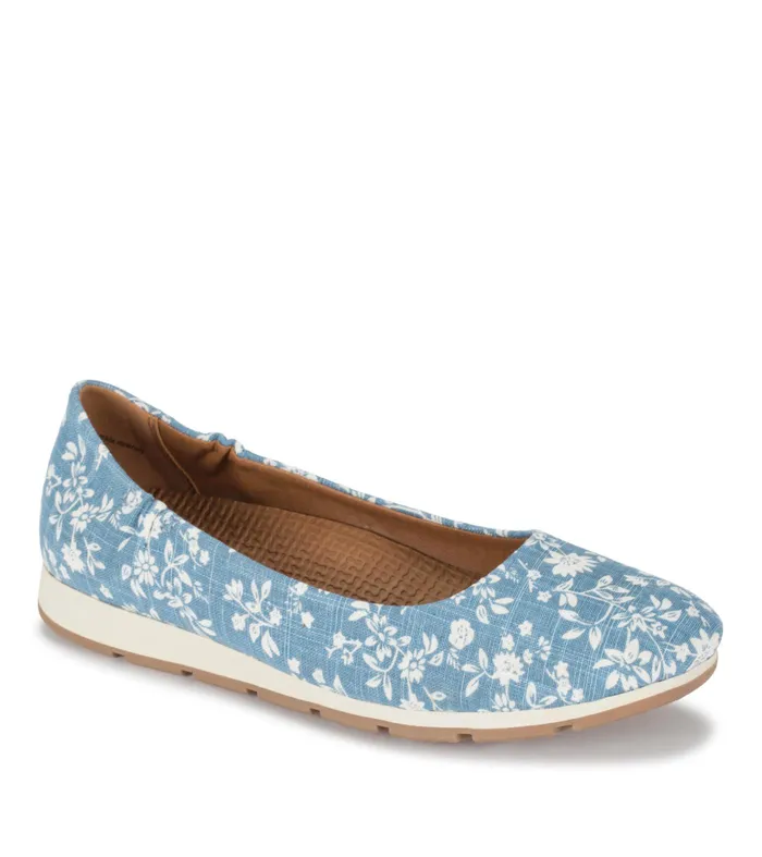 Women Baretraps Flats and Loafers Prim Slip On Bluewhite Flower Canvas