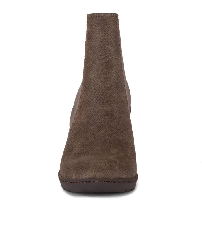Women Baretraps Posture Plus Boots Dasha Block Heel Bootie Oak