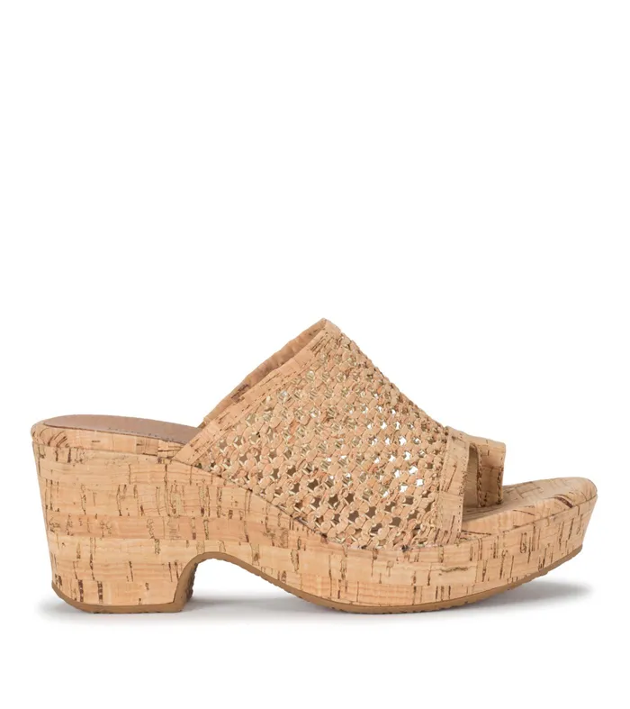Women Baretraps Slides and Slip On Sandals Bethie Wedge Sandal Natural Cork