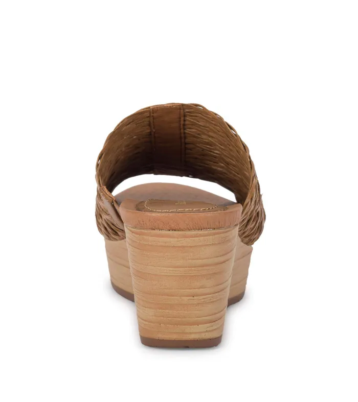 Women Baretraps Slides and Slip On Sandals Macauley Wedge Slide Sandal Auburn