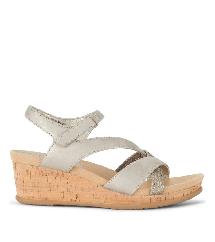 Women Baretraps Wedge Sandals Farah Wedge Sandal Champagne