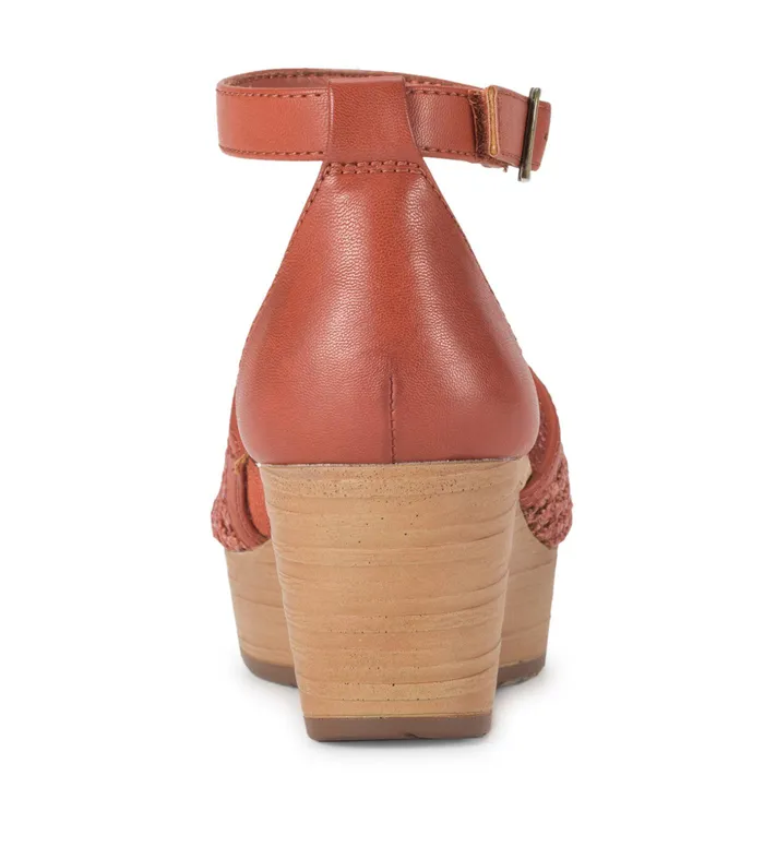 Women Baretraps Wedge Sandals Marta Wedge Sandal Cayenne