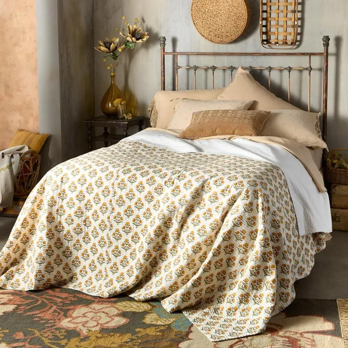 Women Endless Wish Lightweight Quilt Sundance Catalog Bedding and Bath