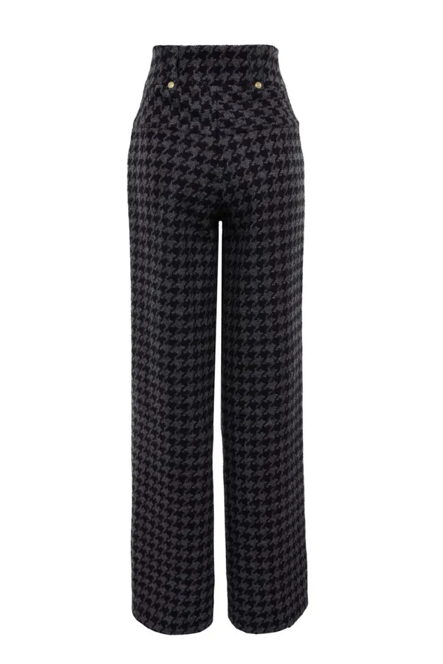 Women In Stock Tailoring Holland Cooper High Waisted Straight Trouser Large Scale Charcoal Houndstooth Women In Stock Tailoring Holland Cooper High Waisted Straight Trouser Large Scale Charcoal Houndstooth