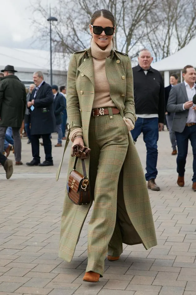 Women In Stock Tailoring Holland Cooper High Waisted Straight Trouser Leveret Women In Stock Tailoring Holland Cooper High Waisted Straight Trouser Leveret