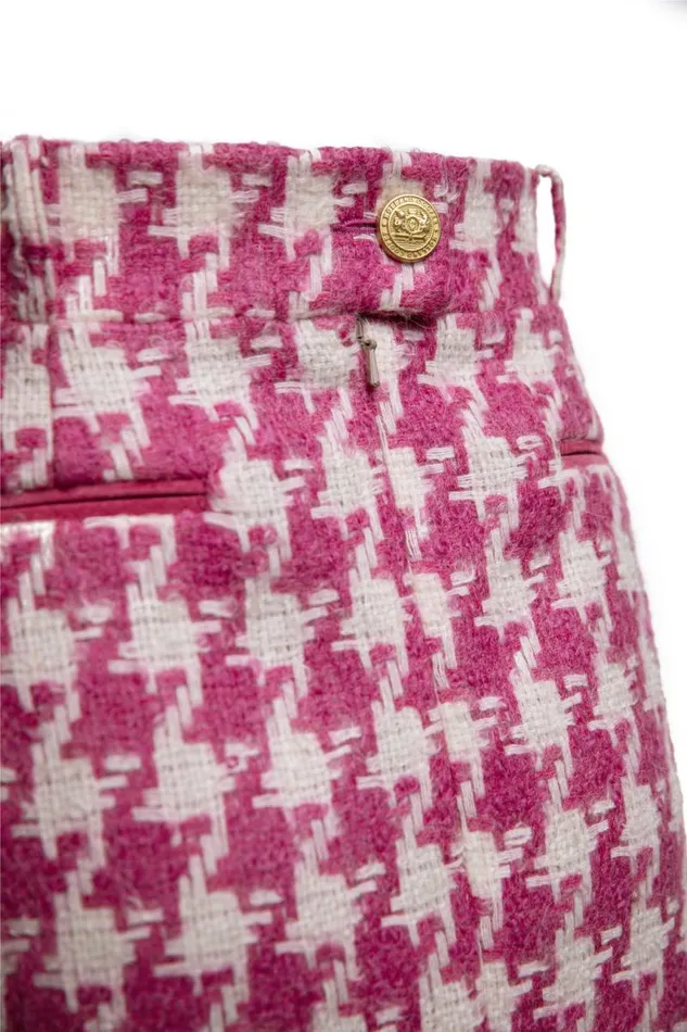 Women In Stock Tailoring Holland Cooper Knightsbridge Skirt Hot Pink Large Scale Houndstooth Women In Stock Tailoring Holland Cooper Knightsbridge Skirt Hot Pink Large Scale Houndstooth