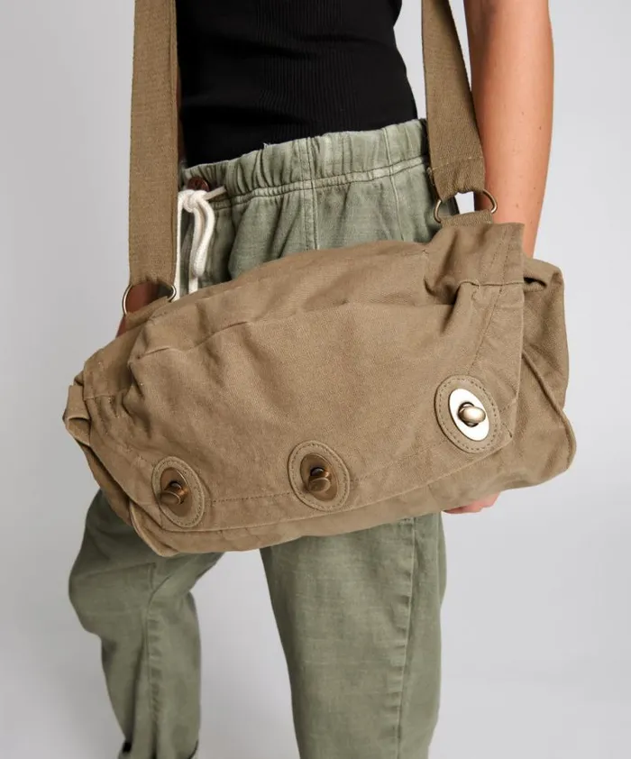 Women KHAKI RADAR CAMERA BAG One Teaspoon Bags
