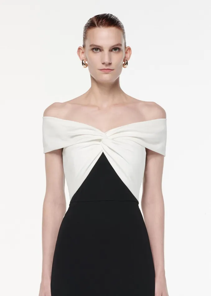 Women Roland Mouret Clothing Off The Shoulder Light Cady Maxi Dress