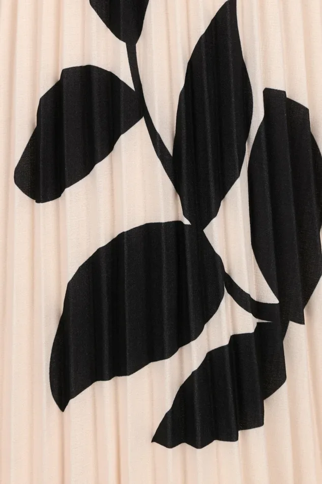 Women Skirts Petal and Pup Aurora Pleated Maxi Skirt Cream Black Floral