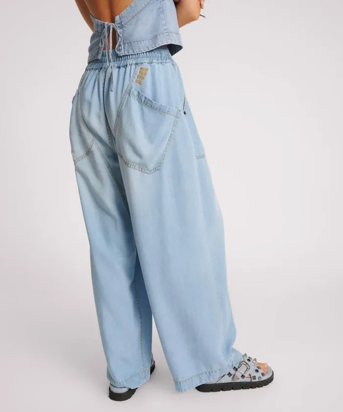 Women SOFT BLUE TENCEL PARACHUTE PANTS One Teaspoon Bottoms