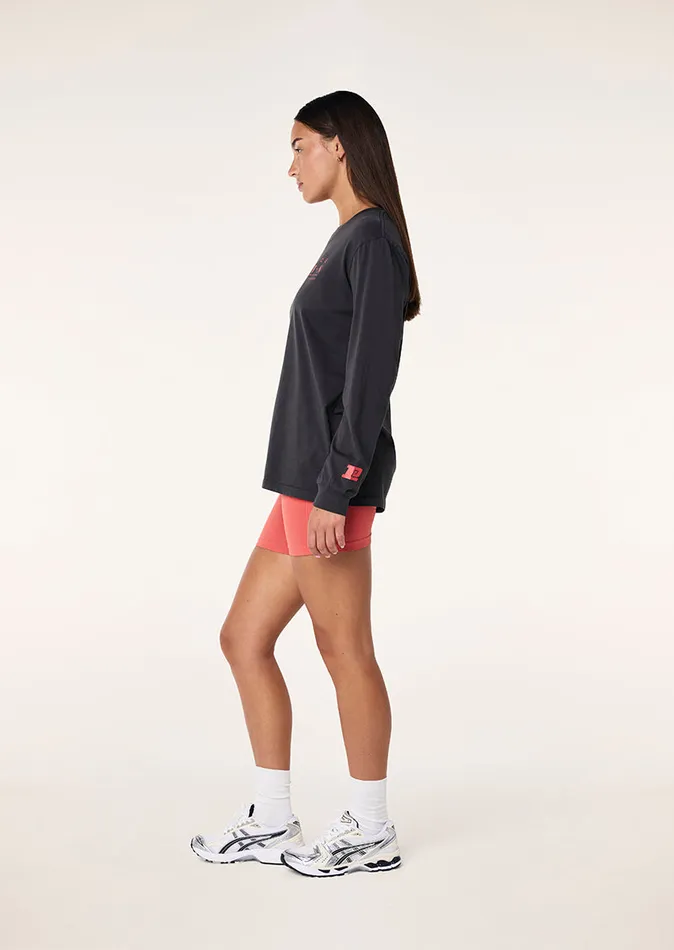 Women STREAMLINE LONG SLEEVE TOP IN WASHED BLACK LongSleeveTops PE Nation