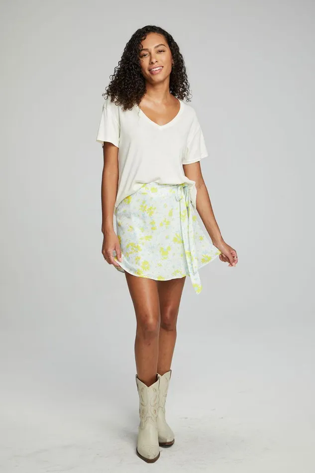 Womens Chaser Brand Bottoms Fleet Wrap Mini Skirt 8211 Baby Blue Daisy Floral