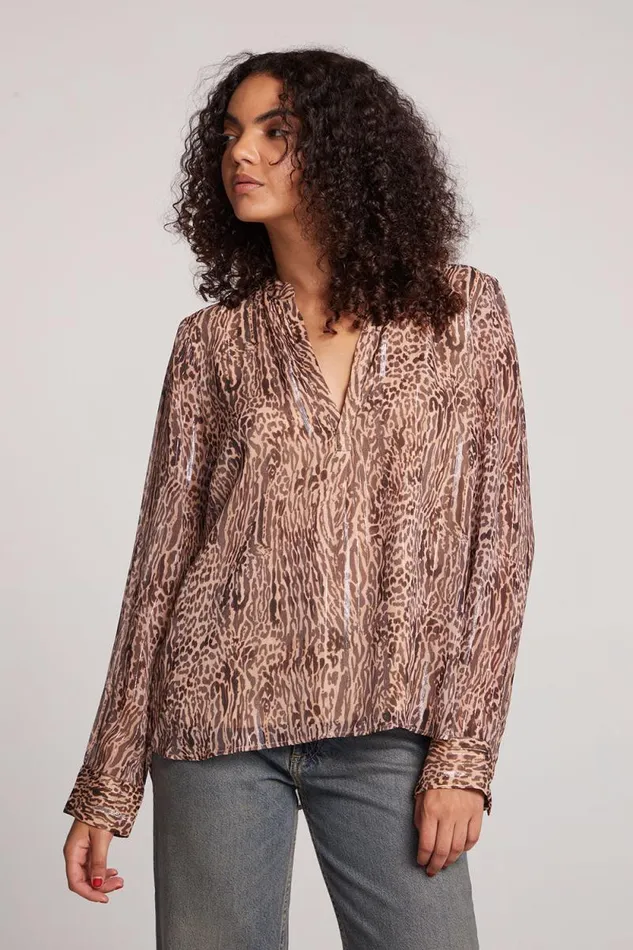 Womens Chaser Brand Tops Denver Classic Leopard Blouse