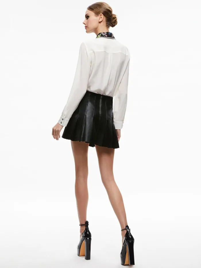 Womens Tops Alice Olivia Willa Embroidered Collar Placket Top Ecru